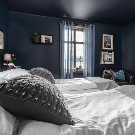 Knutholmen Holiday park Kalvag