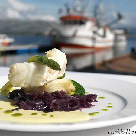 Knutholmen Tatil parkı Kalvåg