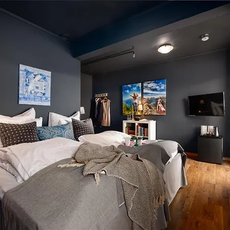 Knutholmen 3* Kalvåg