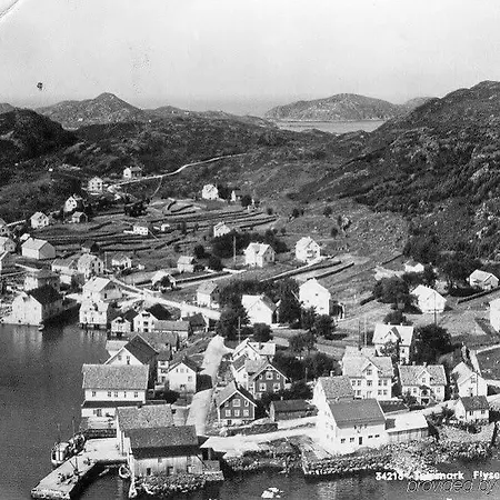 Knutholmen 3* Kalvåg